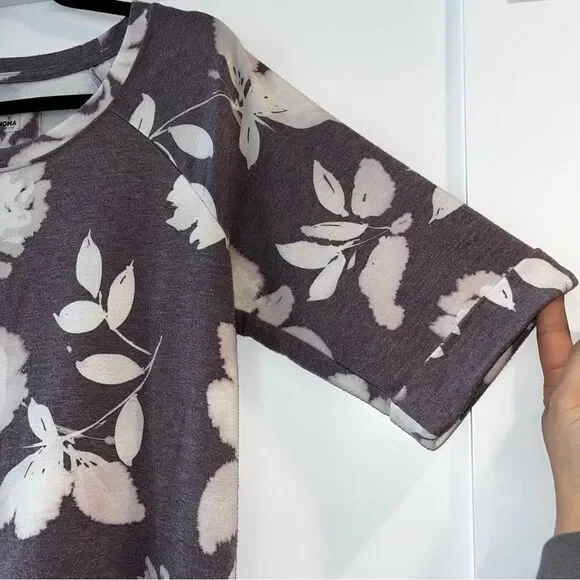 Bundle of 2 Short Sleeve Sweater Tops - Size S - Picture 5 of 15